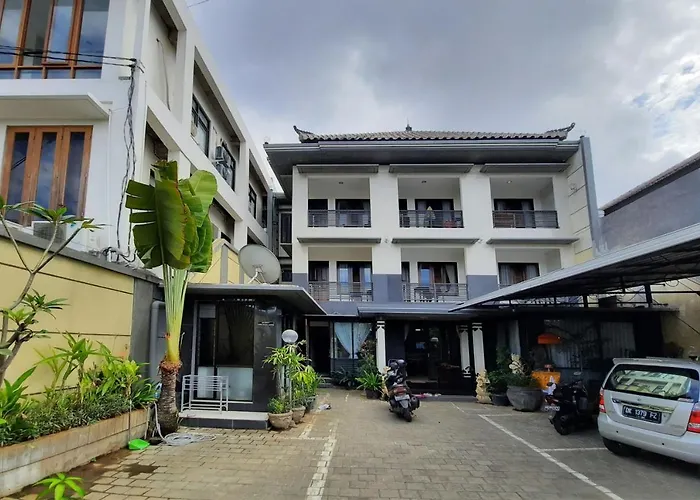 Oyo 3851 Seri Sukmawati Syariah Hotel Denpasar