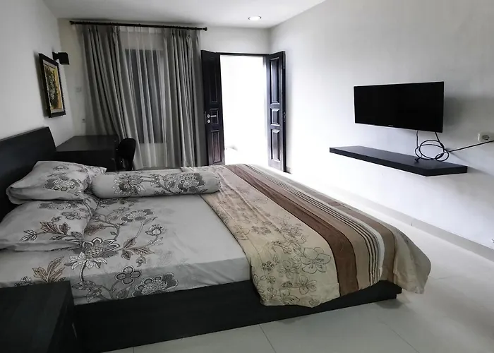 Oyo 3851 Seri Sukmawati Syariah 2*